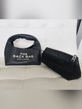 Authentic Marc Jacobs The Sack Bag in Black